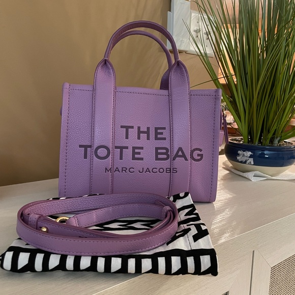 SOLD!! Marc Jacobs The Tote Bag MINI - Picture 4 of 8